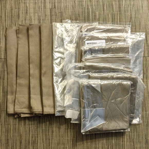 Calvin Klein NWT BUNDLE Of 12 Cloth Napkins - Picture 1 of 11